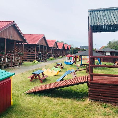 Domki U Karasia Rusinowo  Exteriör bild