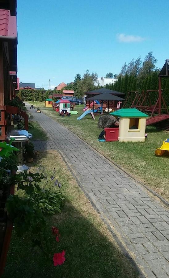 Domki U Karasia Rusinowo  Exteriör bild